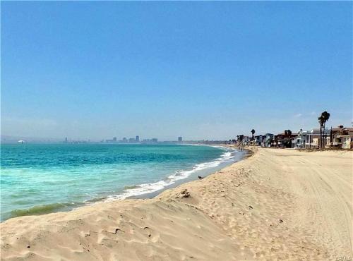 Steps to Beach & Alamitos Bay on LB Peninsula