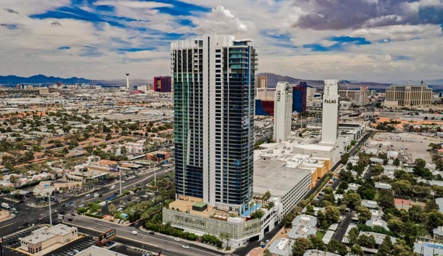 StripViewSuites Vegas VIP Luxury Penthouses