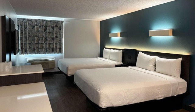 Studio 6 Suites Carson, CA