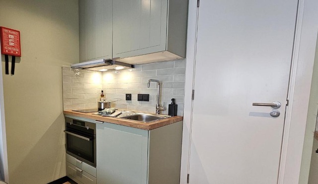 Studio Spring by April - 20 min from Amsterdam Centre - FREE parking