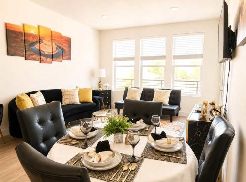Stylish 2BR with Parking Near Temple Sq & Delta Ctr