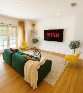 Stylish 3BR Getaway plus Pool