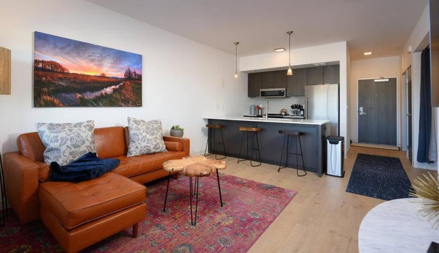 Stylish SoBo Condo - Steps to Main St