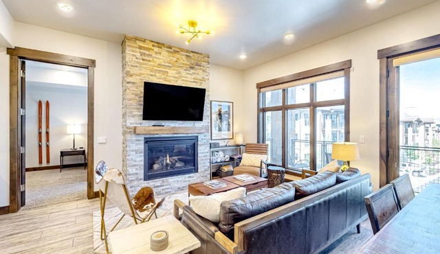Summit Elegance Retreat