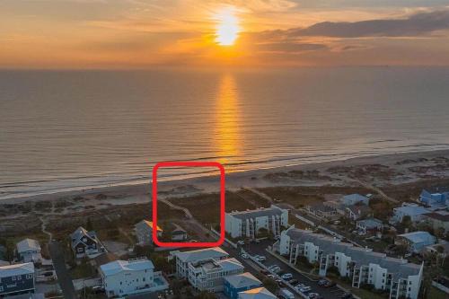 Sun & Fun Oceanfront Saint Augustine Beach!