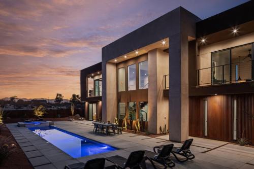 Suncrest by Fieldtrip - JT Modern w Pool and Views