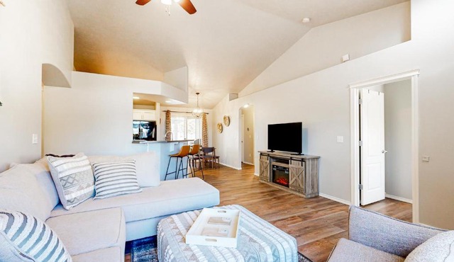 Sunny Peaks Sanctuary