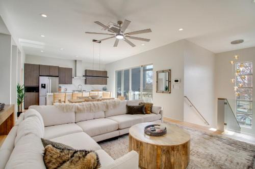Sunnyside View: ABQ Home Near Old Town & BioPark!