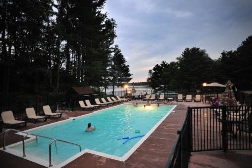 Sunset Bay Resort & Suites
