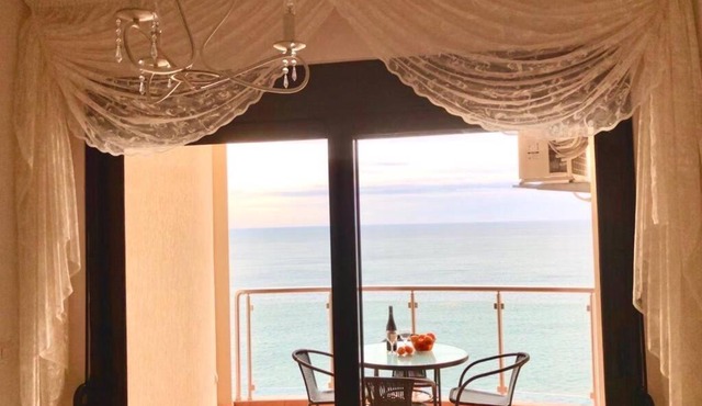 SVETI LUKA - апартаменты на берегу моря в Черногории 85 кв. м.