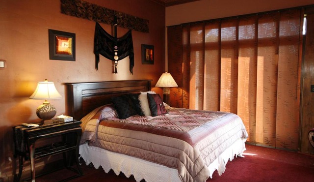 Swan River Inn