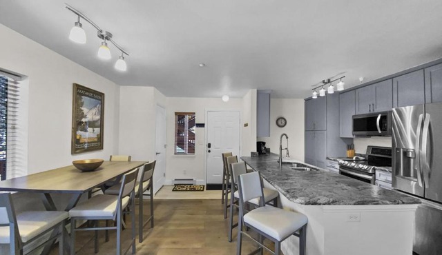 Swans Nest Villa 1601 Condo
