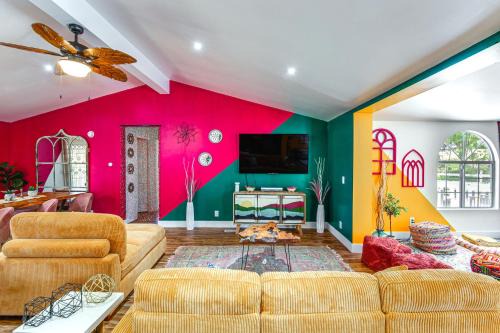 Temecula Home with Cowboy Pool - Near Wineries!