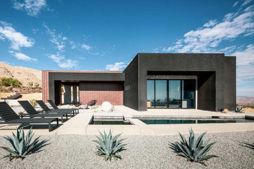 The Coza by Fieldtrip - Modern Retreat w Pool Spa