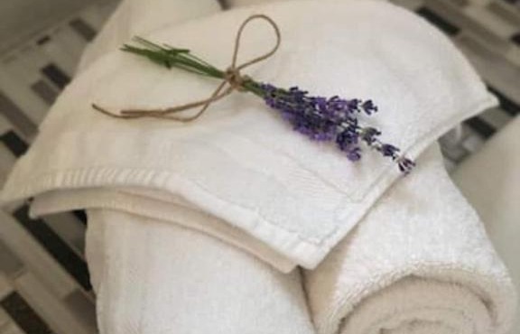 The Flagstone Boutique Inn & Suites