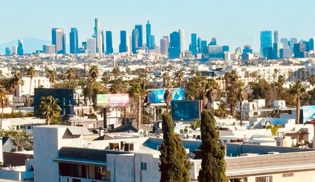 The Greatest Location in Hollywood FREE Parking
