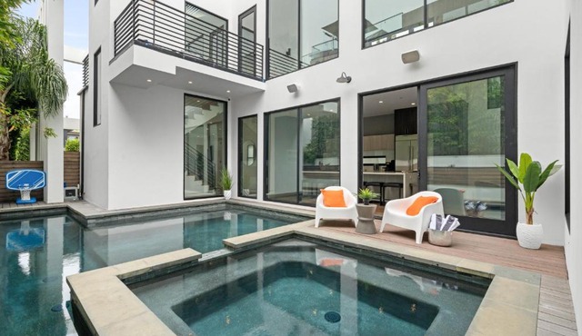 The Palms Pad - 5 Min from Beach - Golf,Arcade,Sauna