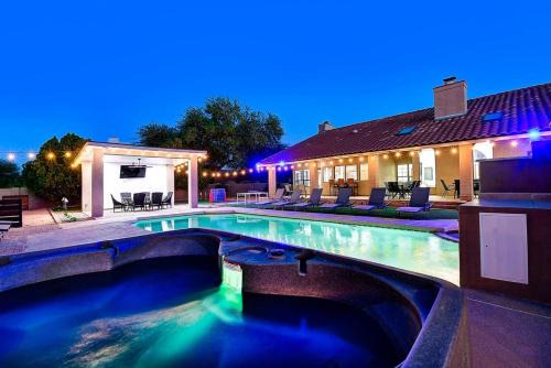 The Paradise Valley Golf Course Estate