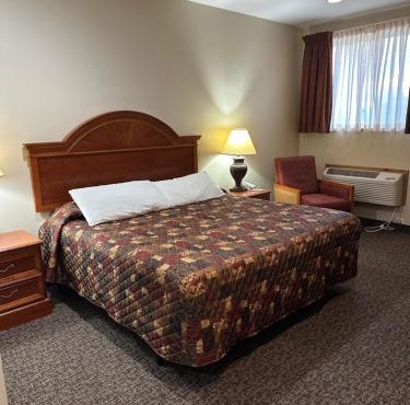 The Rushford Inn