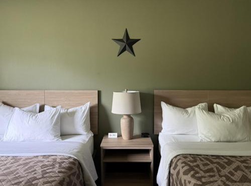 The Trail Inn - Slayton, MN - HWY 59