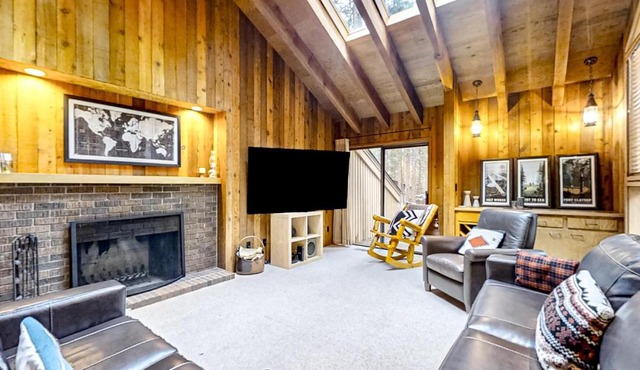 Three Peaks Hideaway