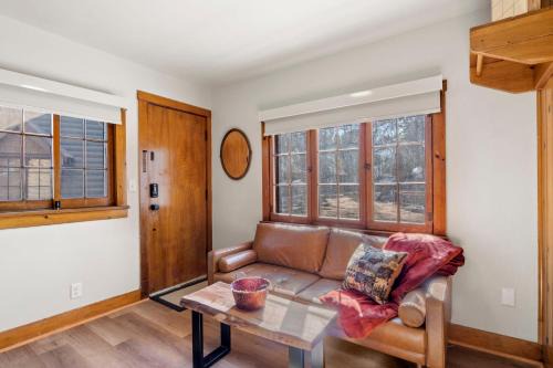 Timber Lodge #16