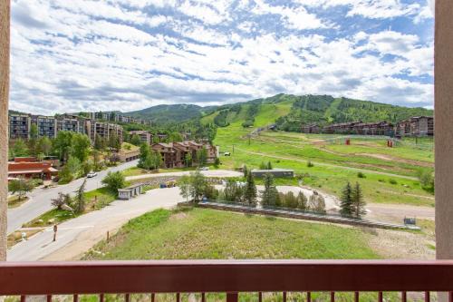 Torian Plum Creekside 211