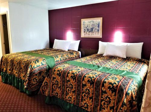 Town House Motor Inn
