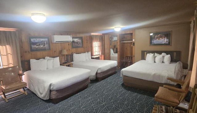 Trails end motel