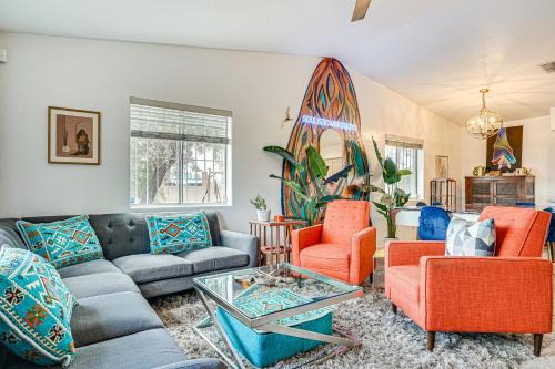 Tucson Retreat w/Fire Pit: 4 Mi to Downtown!