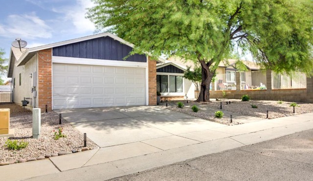 Tuscon Vacation Rental < 1 Mi to Golf Course!