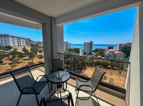 Two & Sea Suites