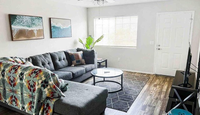 Two Story 4 BR with Private Patio Views