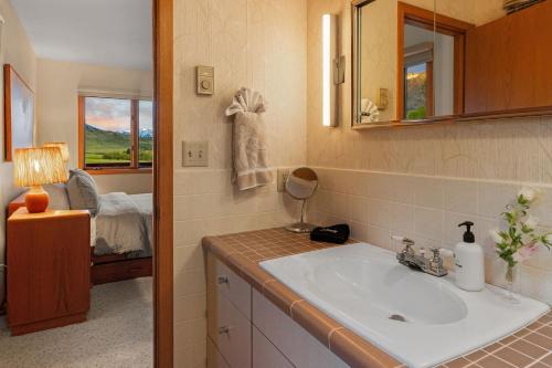 Valley View Lodge