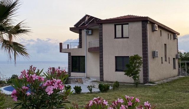 Villa 11 Infinity pool & garden