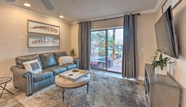 Walk to Beach: Lake Havasu Condo w/Pool Access