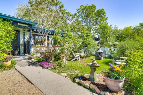 Walk to Dtwn Livingston: Studio w/Mtn Views!