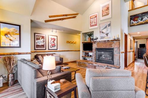 Walk to Shuttle, Lift & Main St! Breck Ski Base