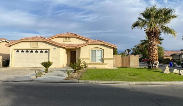 Walking Distance to Stagecoach