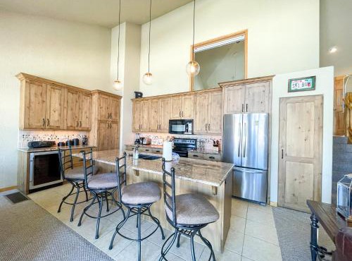 Wapiti Luxury Villa 10B I Great Views I Best Price I Free Adventures Daily