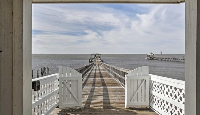 Waterfront Home with Dock - 31 Mi to Downtown NOLA!
