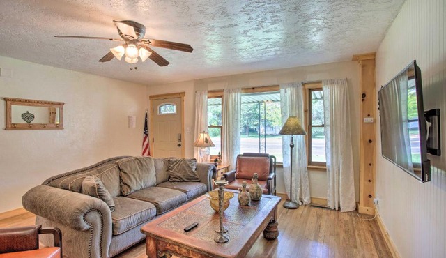 Well-Appointed Fruita Townhome: Hike & Bike Nearby