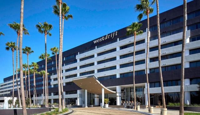 Westdrift Manhattan Beach, Autograph Collection