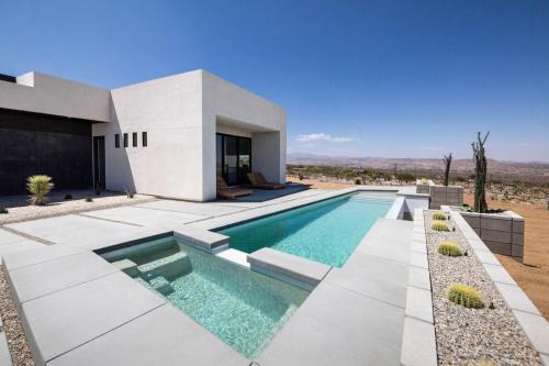 White Casita by Fieldtrip - Modern w Pool Spa