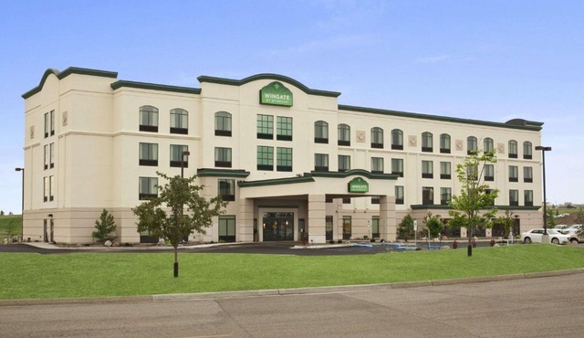 Wingate by Wyndham - Bismarck