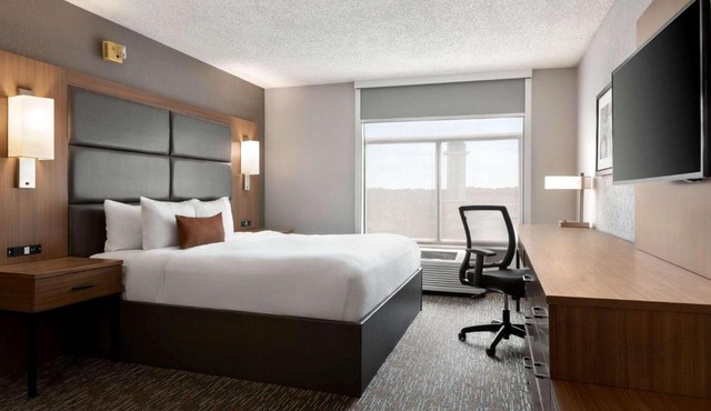 Wingate by Wyndham Cincinnati Blue Ash