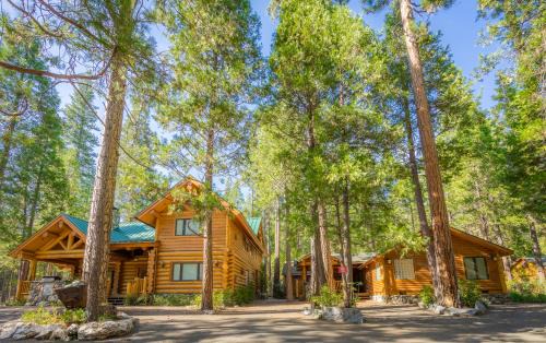 Yosemite's Luxury Estate