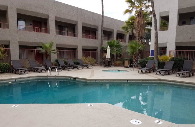 Best Western InnSuites Tucson Foothills Hotel & Suites