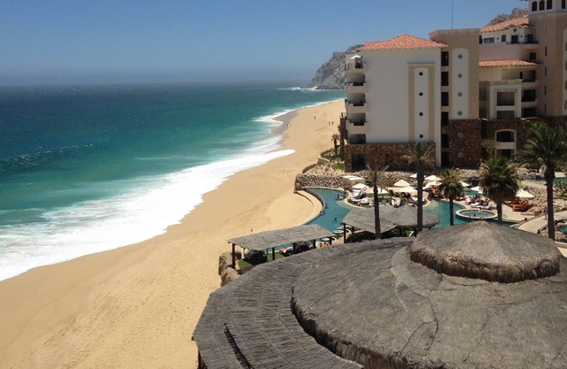 Cabo Luxury One Bedroom with Balcony and Ocean View
