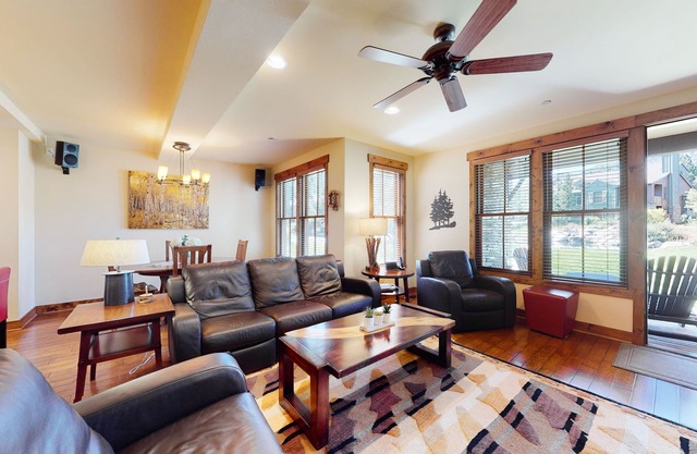 Enjoy this Beautiful Lodge Near the Golf Course, Athletic Club, & the Slopes